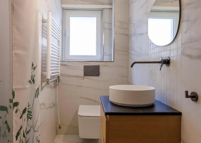 Luxe Walk To Lifts Davos